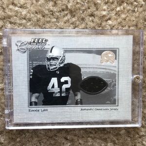 Ronnie Lott Game Worn Jersey Football Card Non Auto 2000 Fleer Oakland Raiders